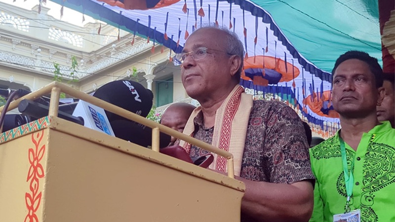 মব সন্ত্রাস বন্ধে কঠোর সরকার: ধামরাই রথযাত্রায় স্বরাষ্ট্র উপদেষ্টার হুঁশিয়ারি